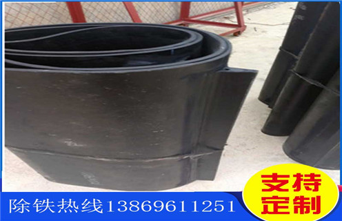 除鐵器皮帶，北京除鐵器棄鐵皮帶怠速_北京除鐵器棄鐵皮帶怠速皮帶原因及如何調_刮板價(jià)格