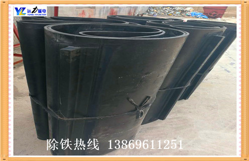 除鐵器皮帶，福建除鐵器皮帶安裝方式_福建除鐵器皮帶安裝方式皮帶原因及如何調_刮板價(jià)格